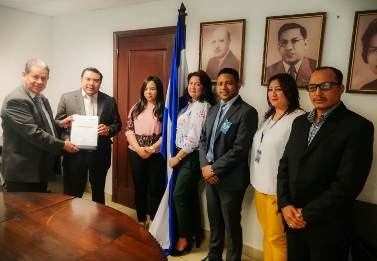 Secretaría de Trabajo juramenta directiva del Comité de Control Interno Institucional, para el año 2020.