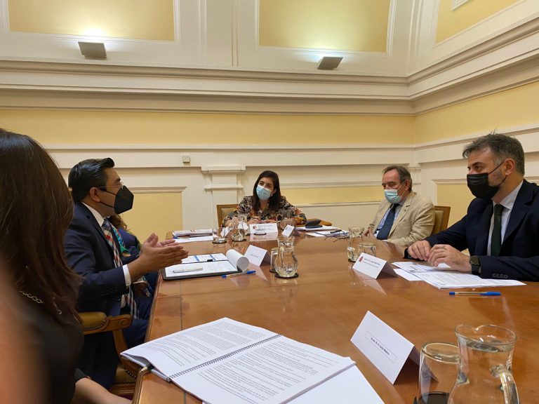 Ministro de Trabajo busca fortalecer sistema de seguridad social con apoyo de España