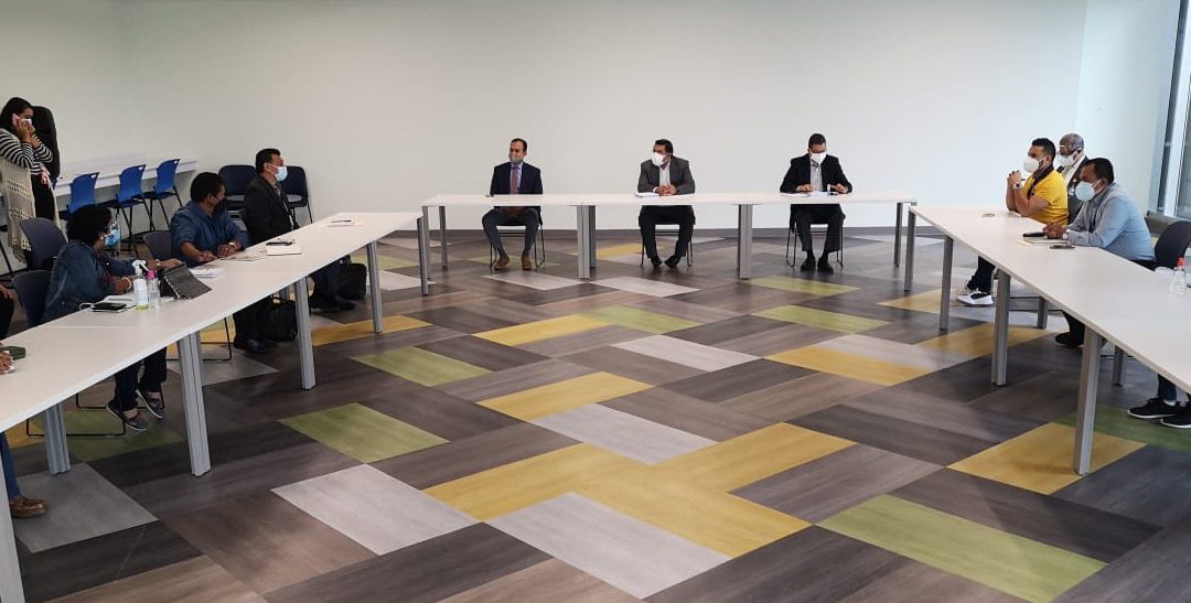 Autoridades de la Secretaría de Trabajo y Sindicato logran importantes acuerdos mediante el diálogo