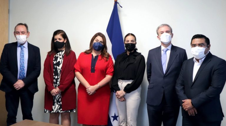 Delegación de empresarios españoles interesada en contratar mano de obra hondureña