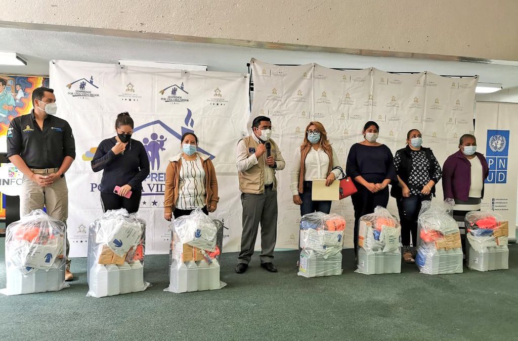 Gobierno beneficia a emprendedores del Distrito Central con kit de bioseguridad
