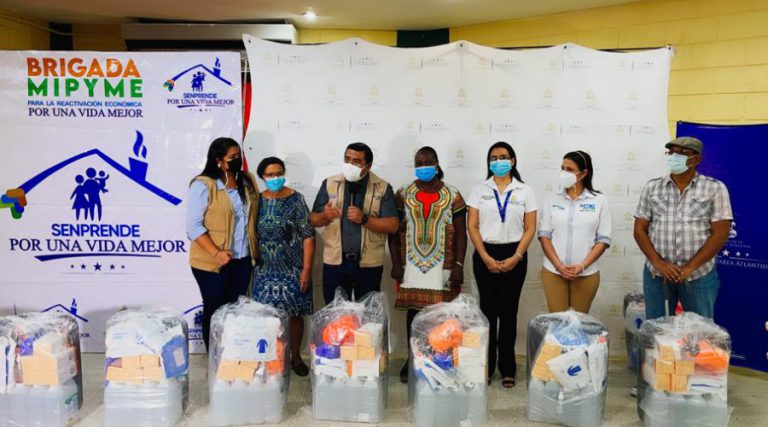 Secretaría de Trabajo apoya a emprendedores con implementos de bioseguridad en el marco de la reactivación económica