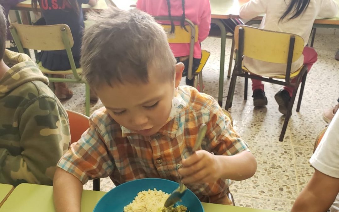 Alimentación Escolar: Tema de la Cumbre en París