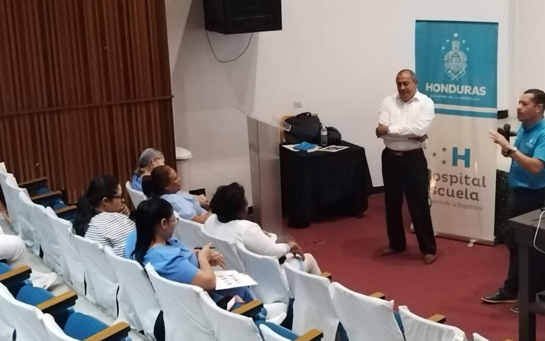 Personal de Salud del HEU recibió capacitación en Derechos Laborales