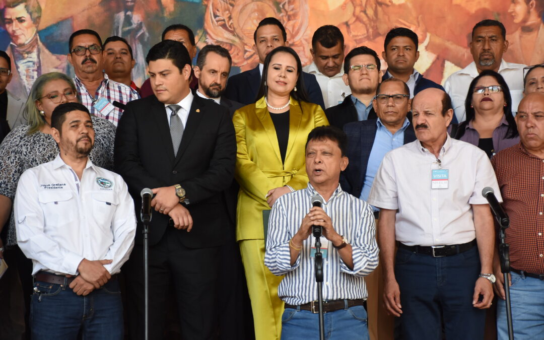 Histórico Acuerdo para Aumento de Salario Mínimo a Empleadas y Empleados del Sector Público