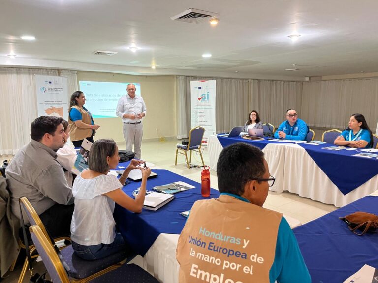 Intensa actividad de la SETRASS en Trujillo